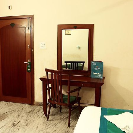 Oyo 1224 New Alipore 加尔各答 外观 照片